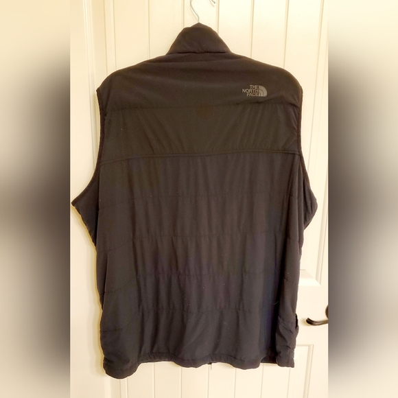 2xl MENS NORTH FACE VEST - Picture 2 of 7